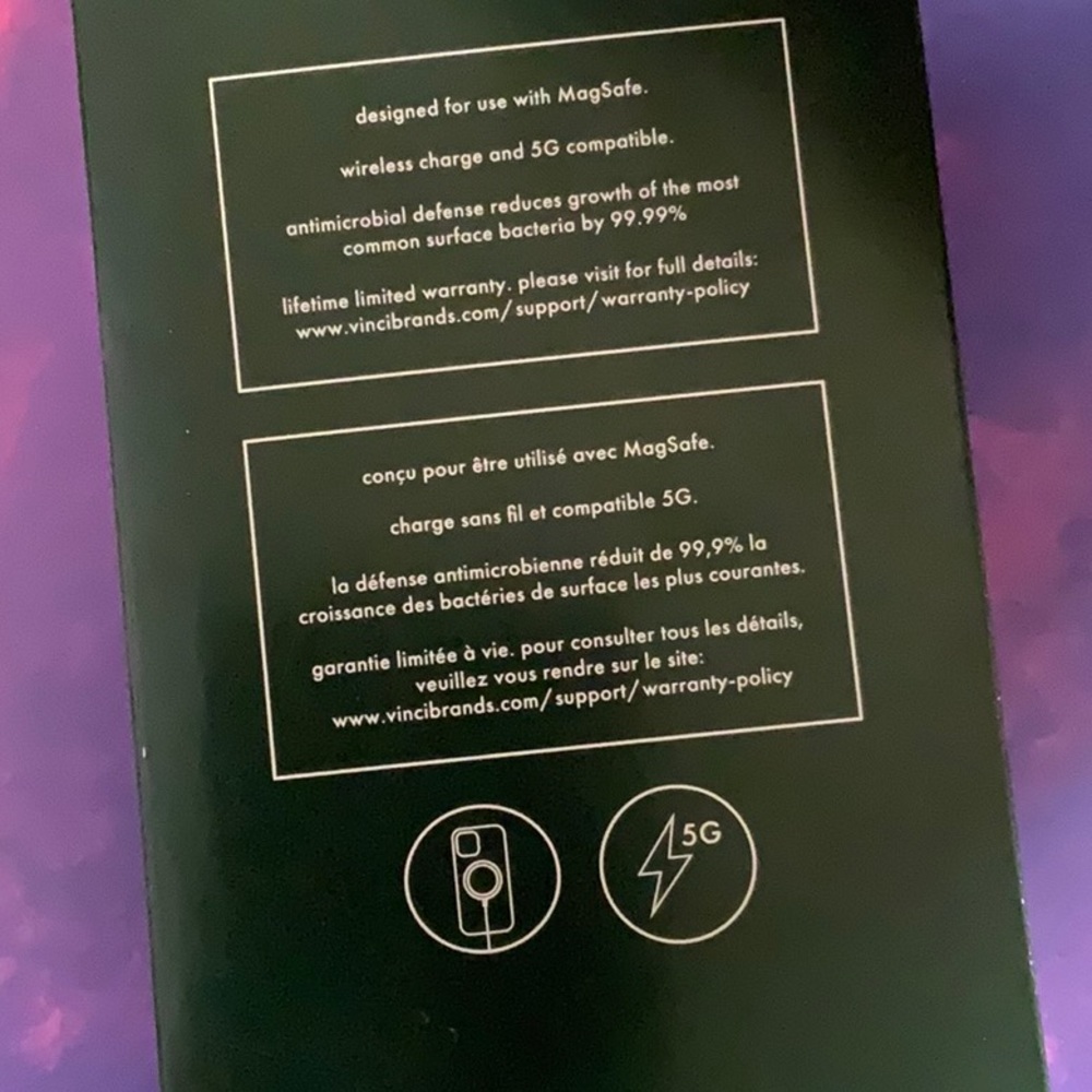 Kate Spade ♠️ IPhone Case - Picture 3 of 3